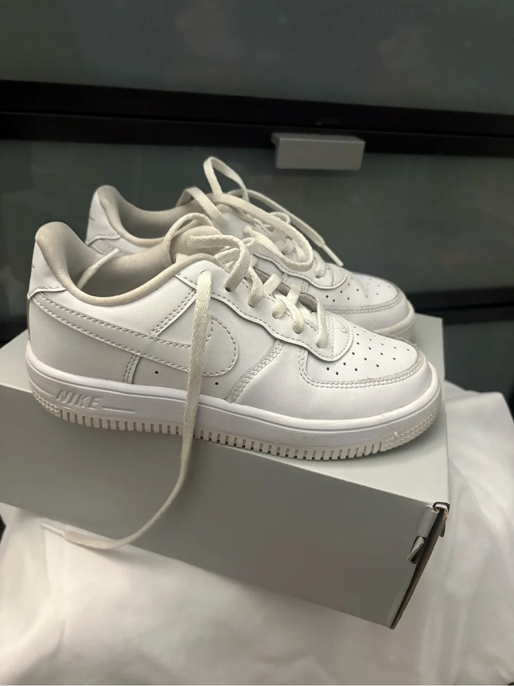 Nike Kids White Low-Top Sneakers